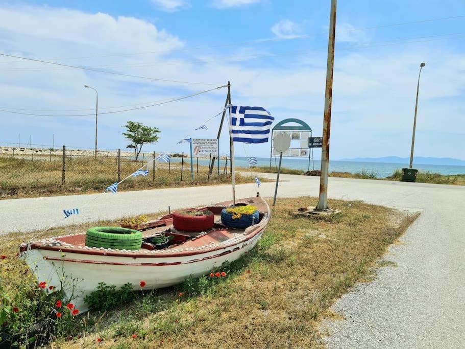 Mom'S Seaside Home Karianí المظهر الخارجي الصورة