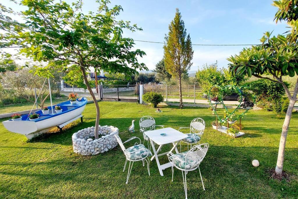 Mom'S Seaside Home Karianí المظهر الخارجي الصورة